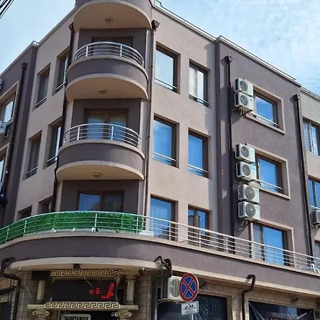 сарафово холидейс