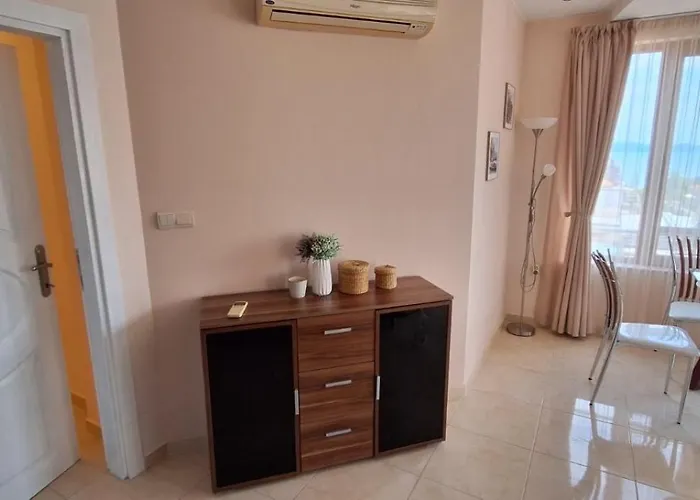 сарафово холидейс Appartement Burgas