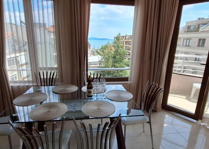 сарафово холидейс Appartement Burgas