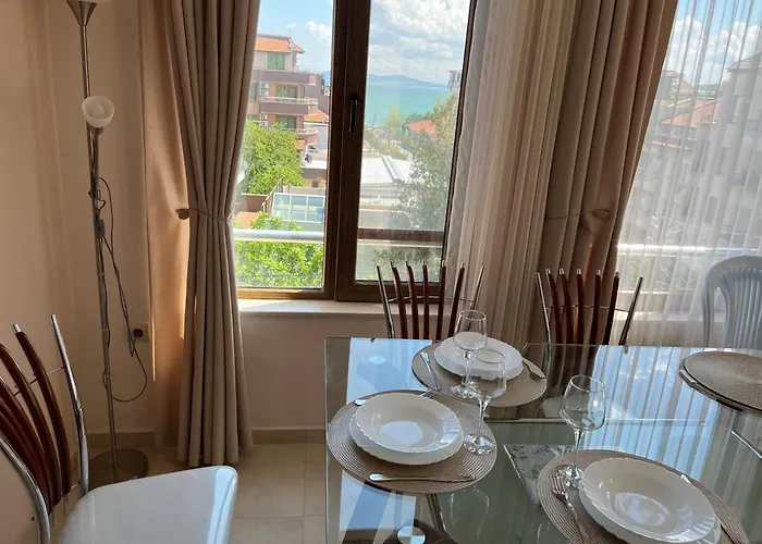 сарафово холидейс