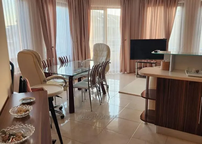 сарафово холидейс